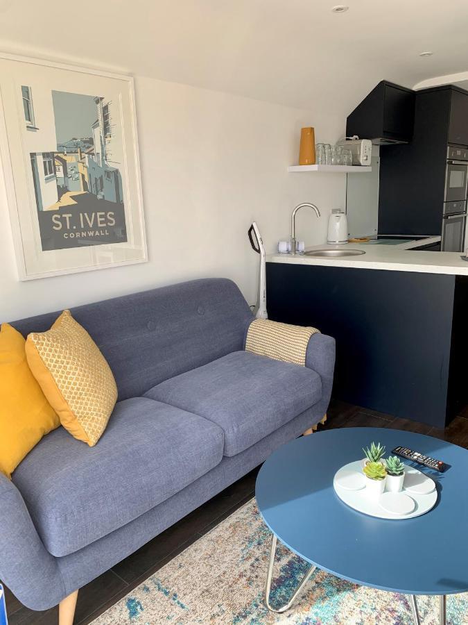 Modern Studio Apartment With Stunning Views! St Ives  Bagian luar foto